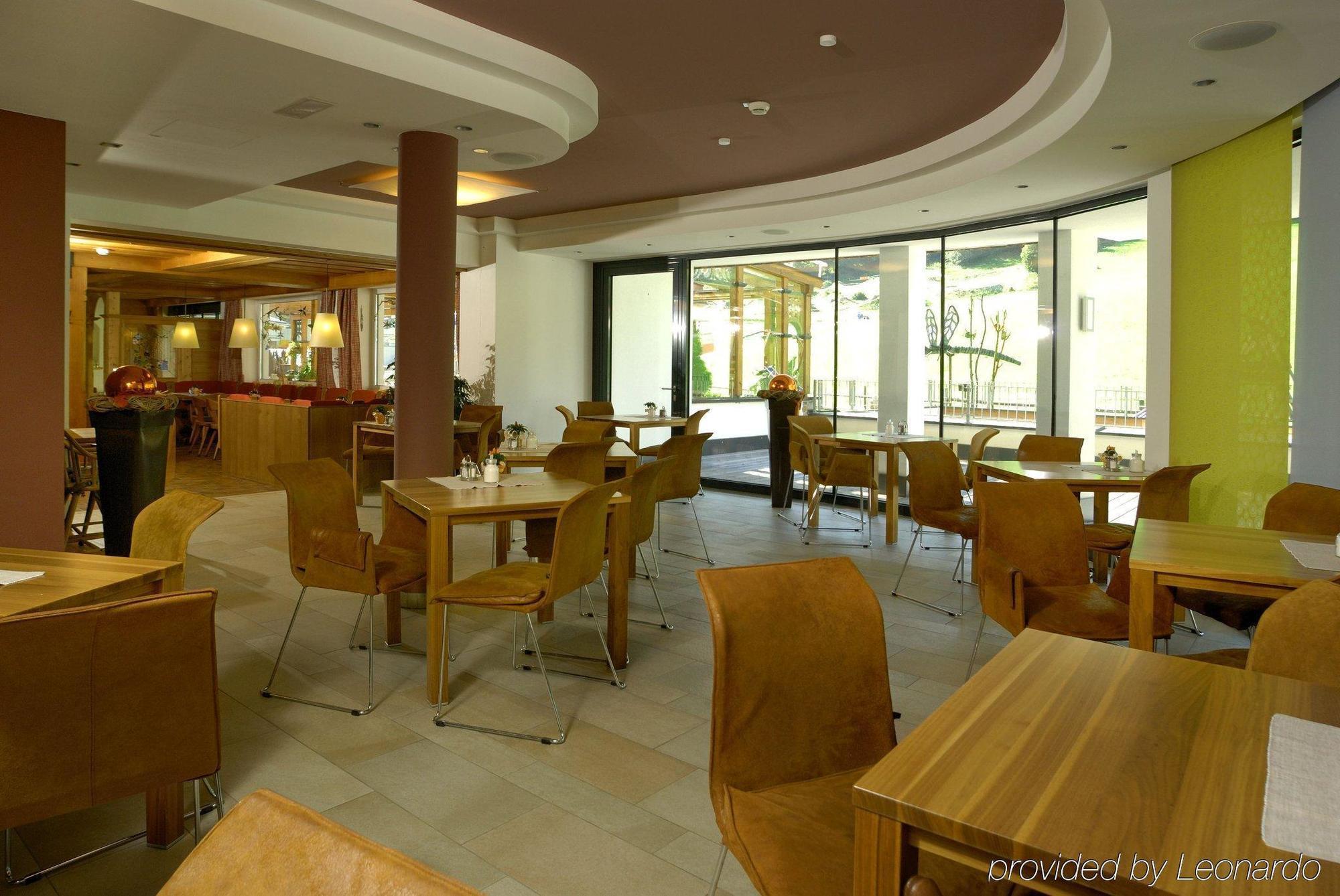 Hotel Bacher Asitzstubn Leogang Restaurant foto