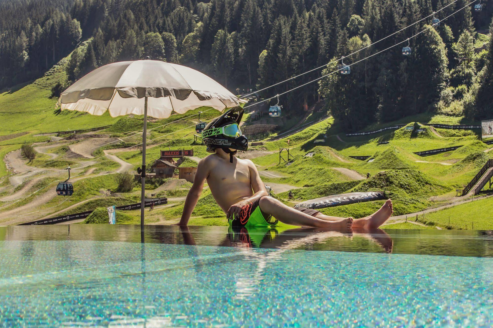 Hotel Bacher Asitzstubn Leogang Buitenkant foto