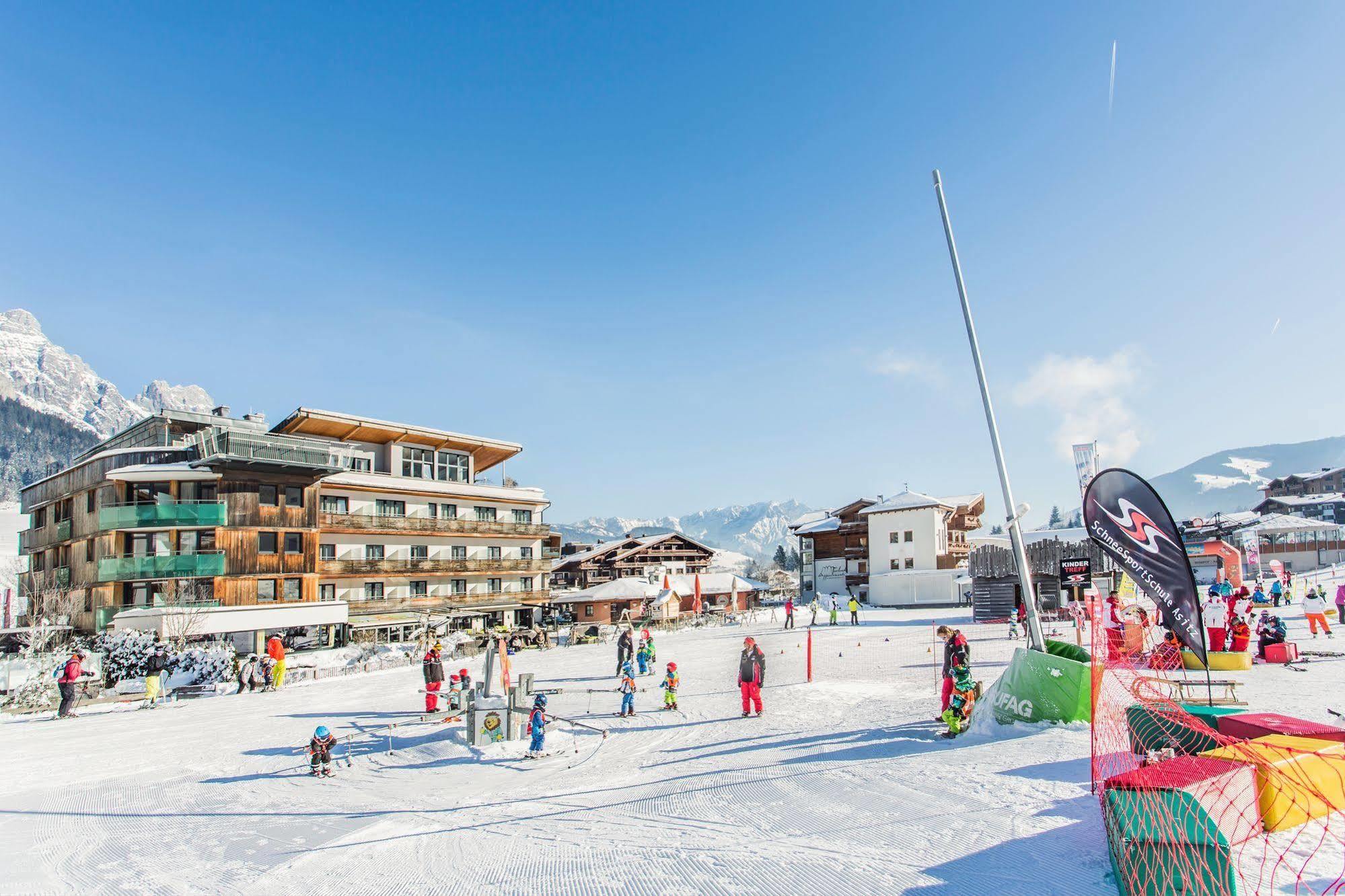 Hotel Bacher Asitzstubn Leogang Buitenkant foto